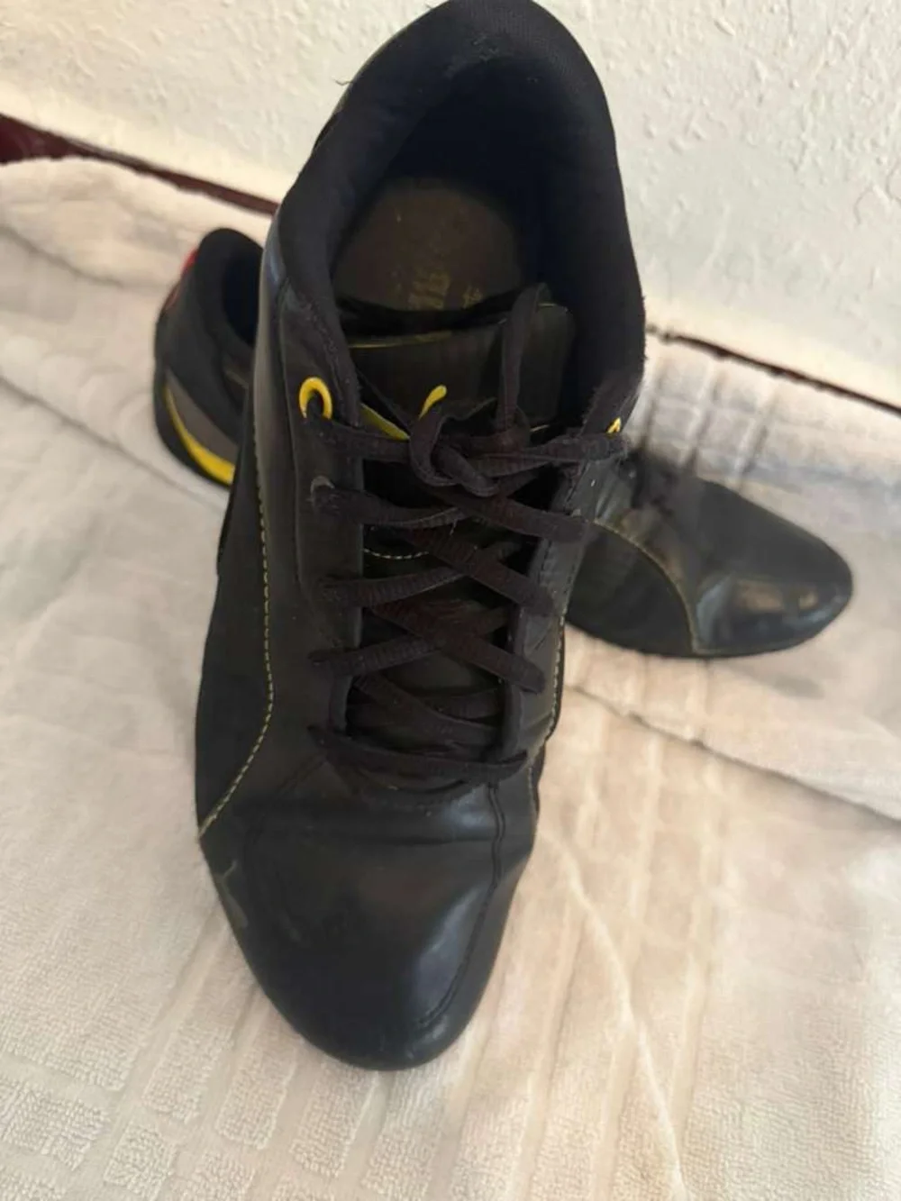 Puma Black and Yellow Men's Driving Sneakers